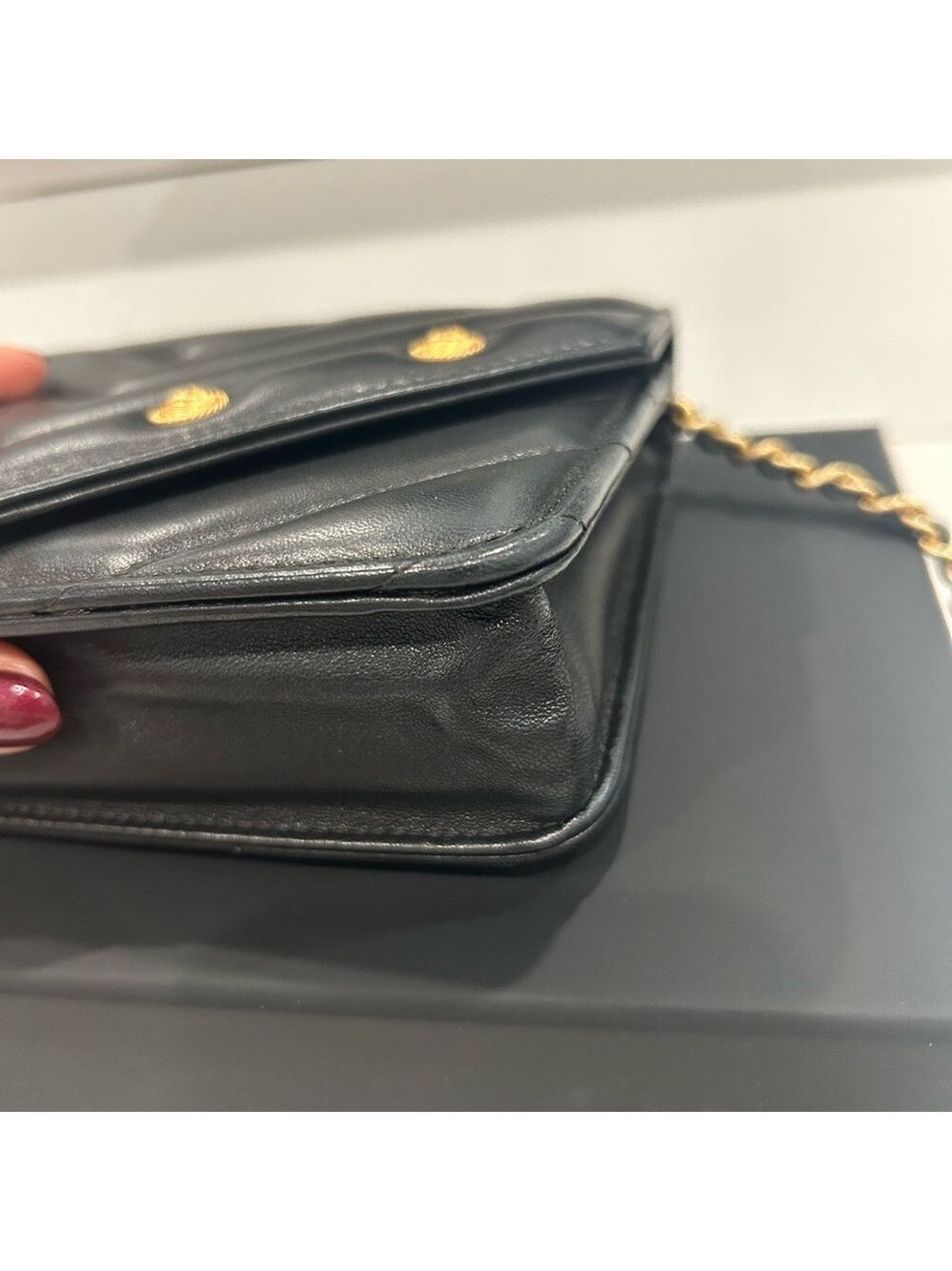 Chanel Wallet on Chain - Picture 7 of 12